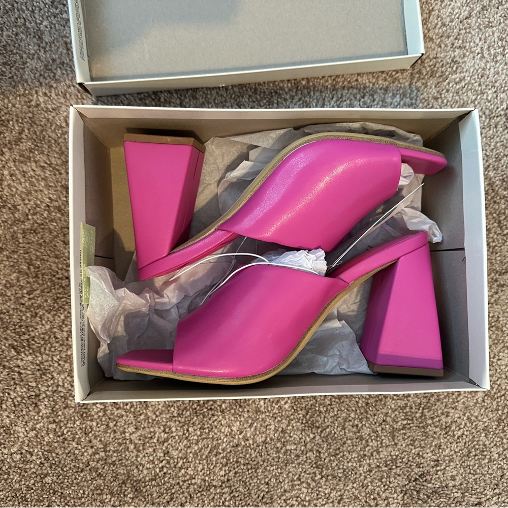 A New Day Vibrant Pink Block Heel Mules